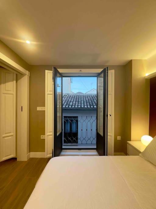 Anaya, 3º Piso, A Estrenar En Pleno Centro De Apartment Granada