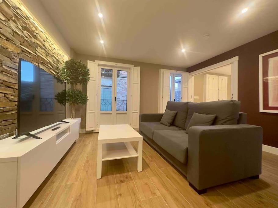 Appartement Anaya, 3º Piso, A Estrenar En Pleno Centro De *