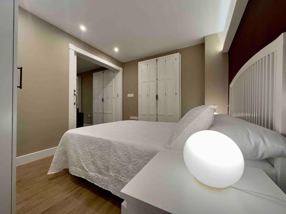 Anaya, 3º Piso, A Estrenar En Pleno Centro De Appartement *